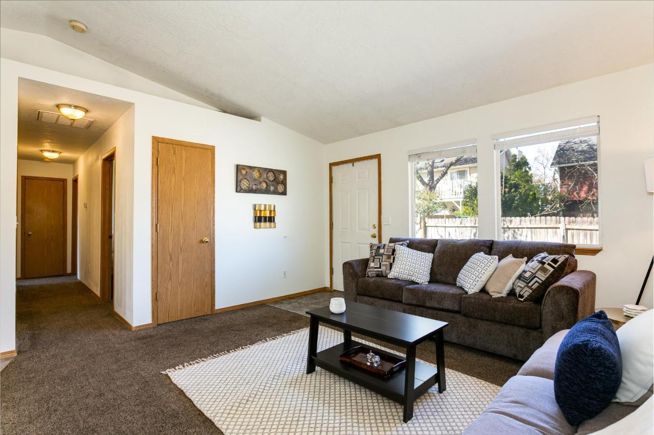 8639 Ustick Apartment Boise Exterior photo